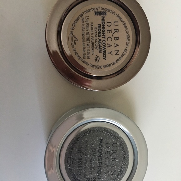 Urban decay single eye shadows - Picture 3 of 3